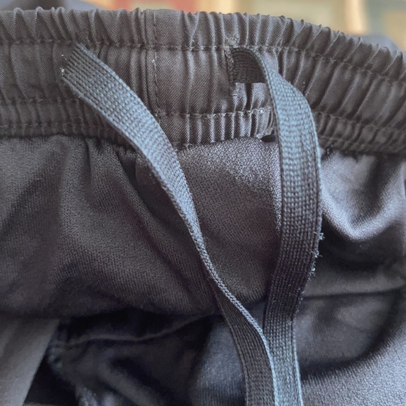 Nike Dri-Fit Shorts - Picture 4 of 5